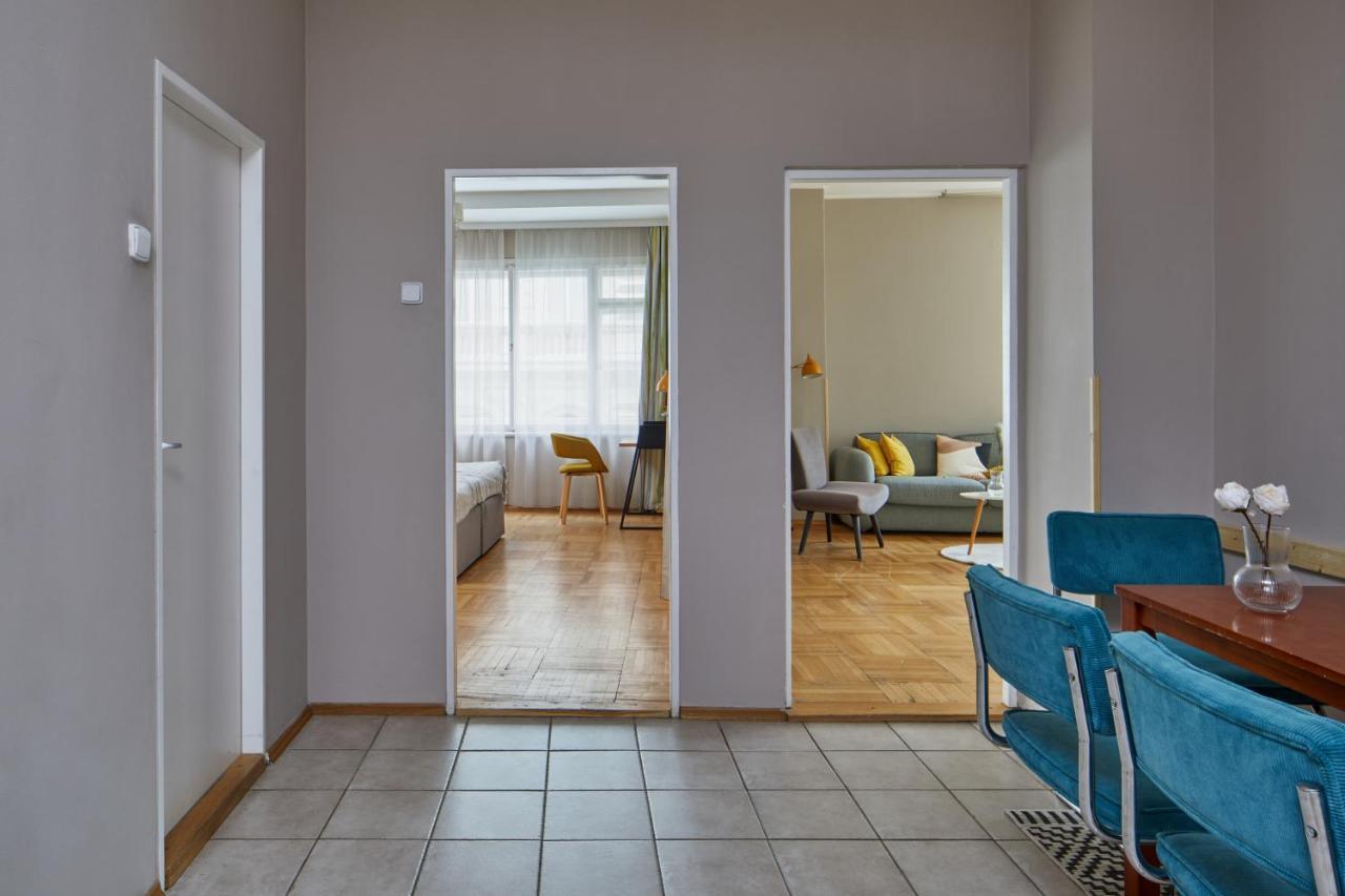 Prague Days - Modern Apt W Retro Elements - New Town Экстерьер фото